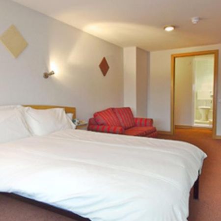 Rosemount Hotel Heathrow Hounslow Habitación foto
