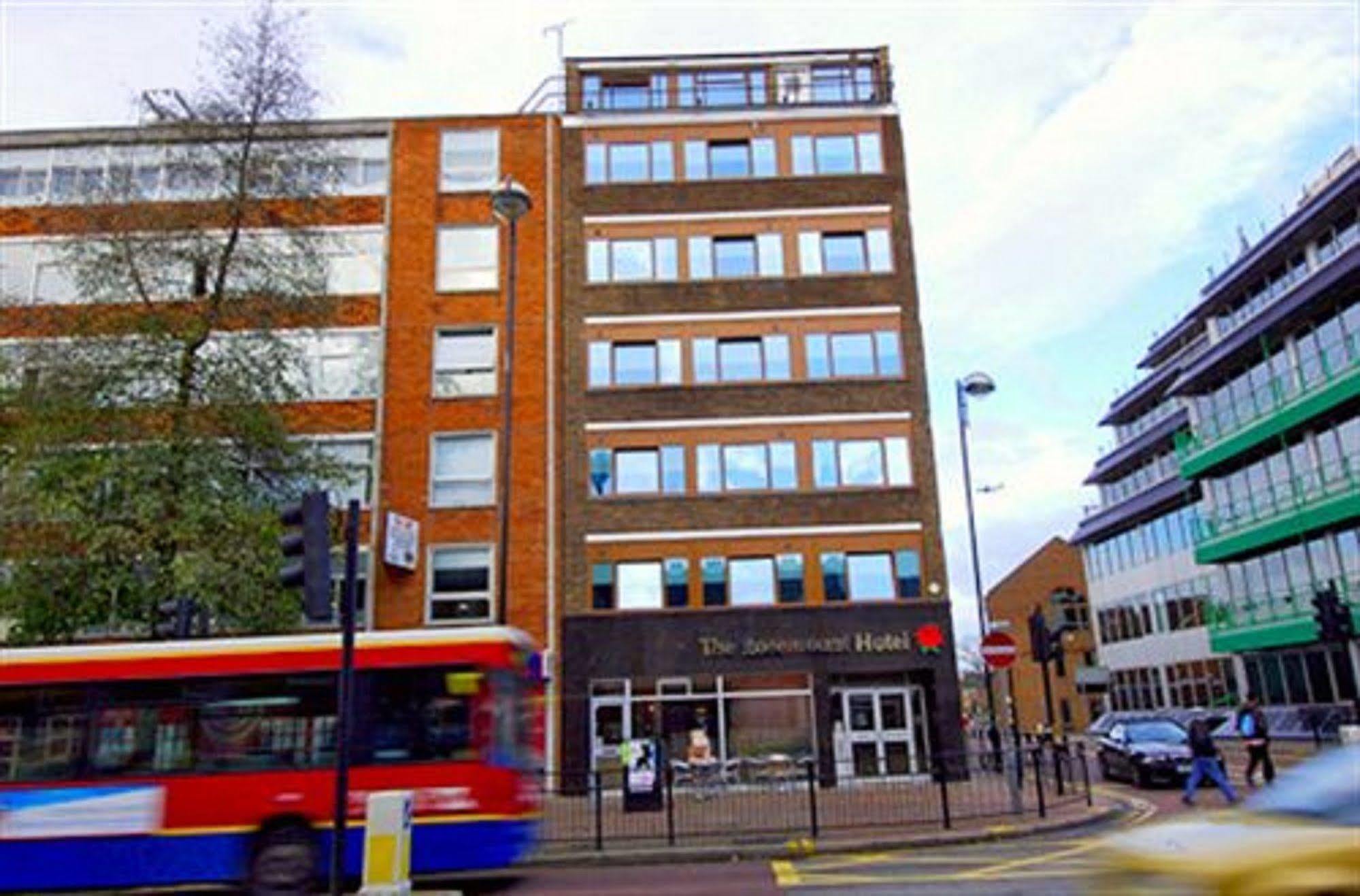 Rosemount Hotel Heathrow Hounslow Exterior foto